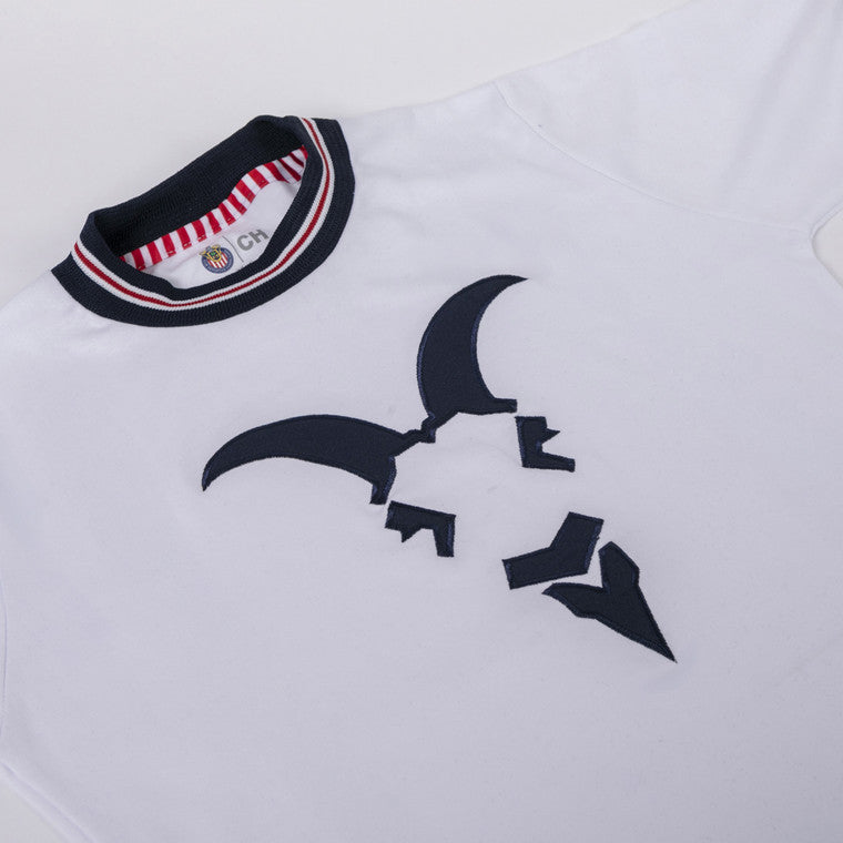 Playera Blanca Con Cardigan Logo Chivita Retro Bordado