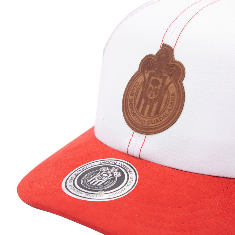 Gorra Malla Blanco Y Rojo Escudo Chivas En Vini Piel