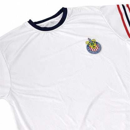 Playera Blanca Con Cuello Azul Y Rayas En Mangas Escudo Chivas