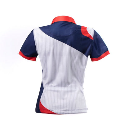 Polo Dama Blanca Con Chivita Retro Y Escudo